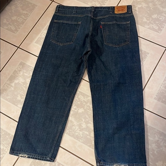 Levi's Relaxed Blue Jeans Classic Denim - Picture 3 of 5